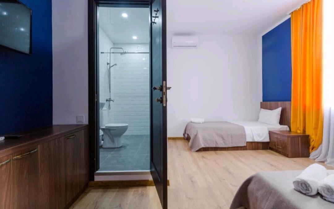 Hostel & Hotel Μπατούμι Εξωτερικό φωτογραφία